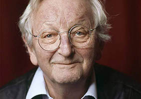 داستان خارجی – معرفی (پیتر بیکسل)